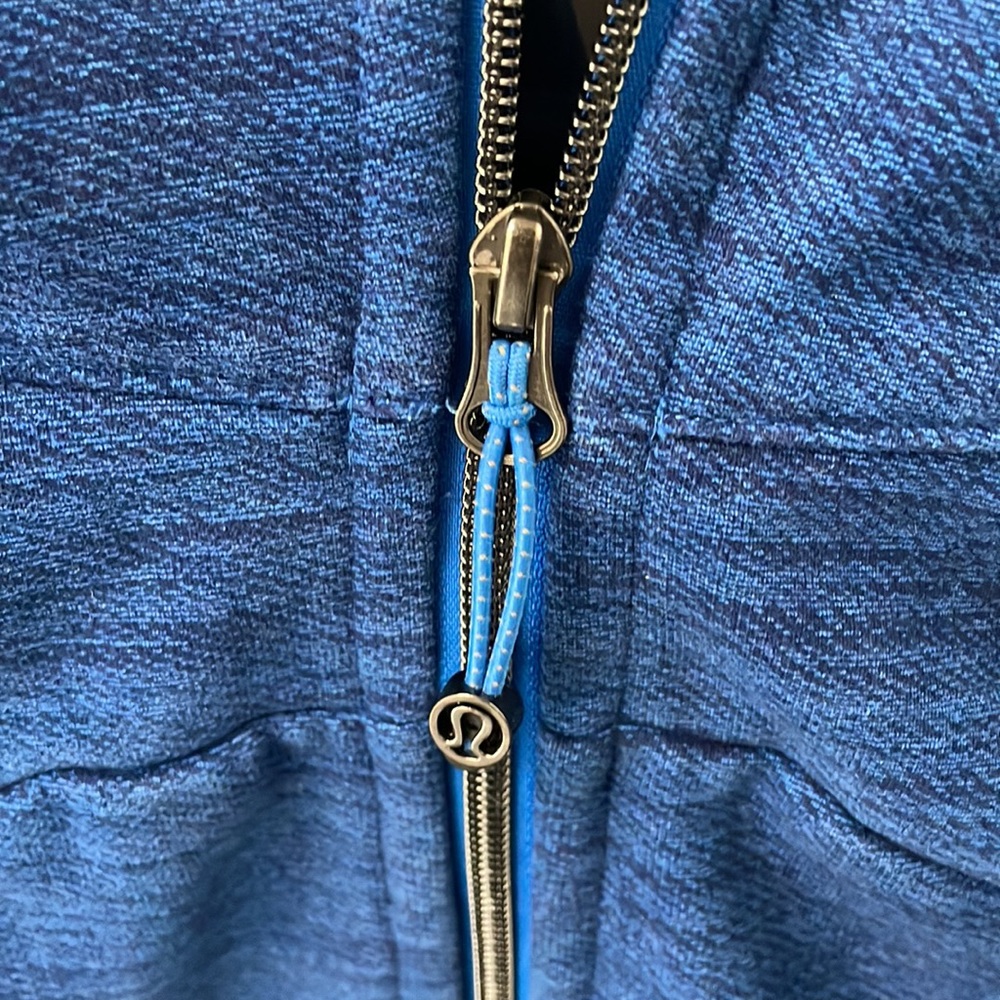 Lululemon, Scuba Hoodie - Picture 5 of 9